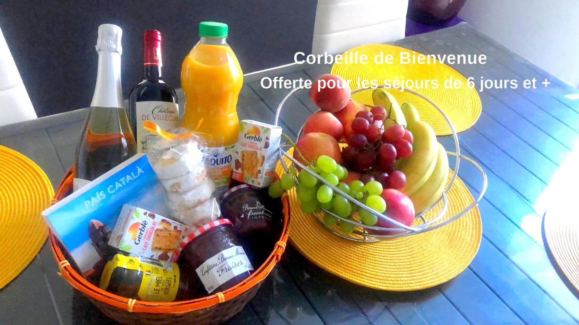 Sejour Avec Petit-dejeuner A La Demande Et Piscine A 20 Minutes De L'espagne A Le Palace Climatise Apartamento